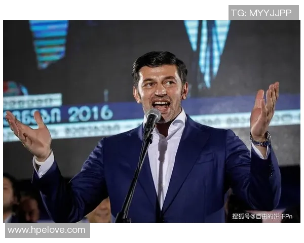 当国际歌手邂逅足球巨星精彩瞬间背后的故事与友谊